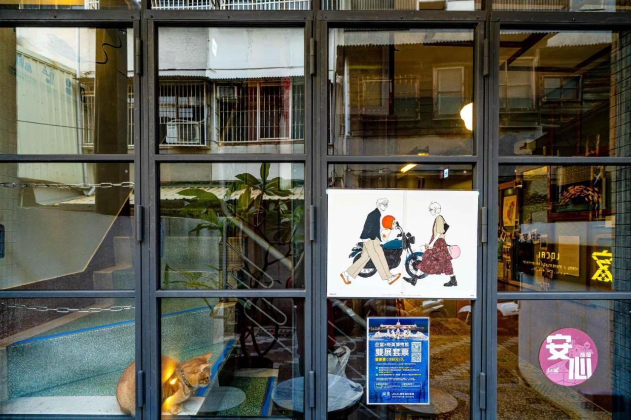 Local Backpacker Hostel Tainan Zewnętrze zdjęcie